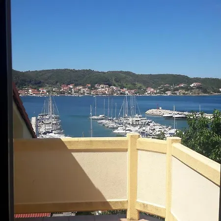 Oliva Supetarska Draga